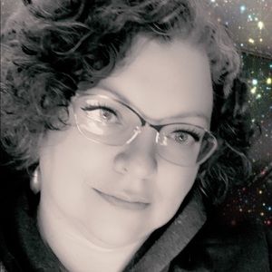 Meet your Posher, Annika